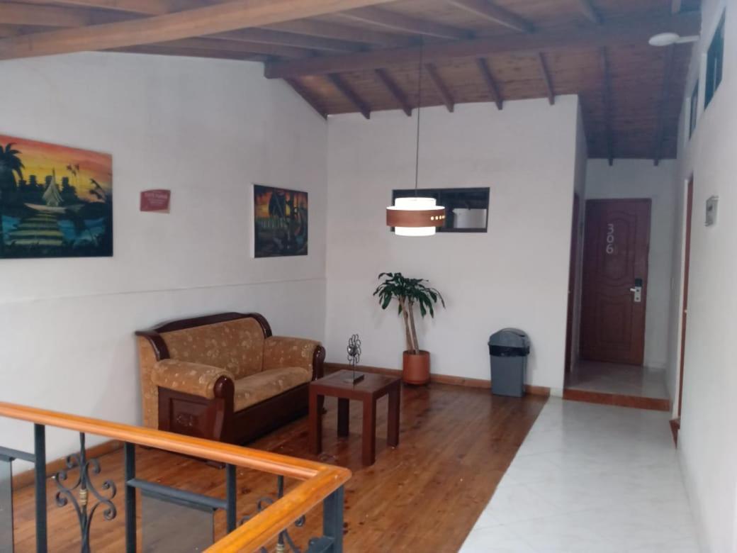 Hotel Brisas Medellín Extérieur photo