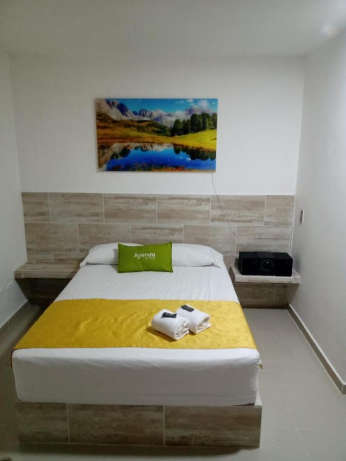 Hotel Brisas Medellín Extérieur photo