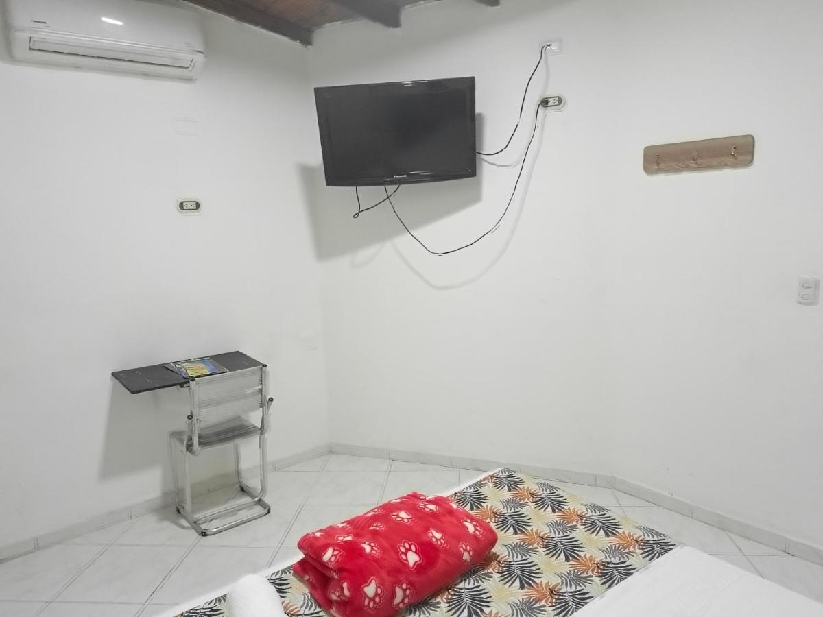 Hotel Brisas Medellín Extérieur photo