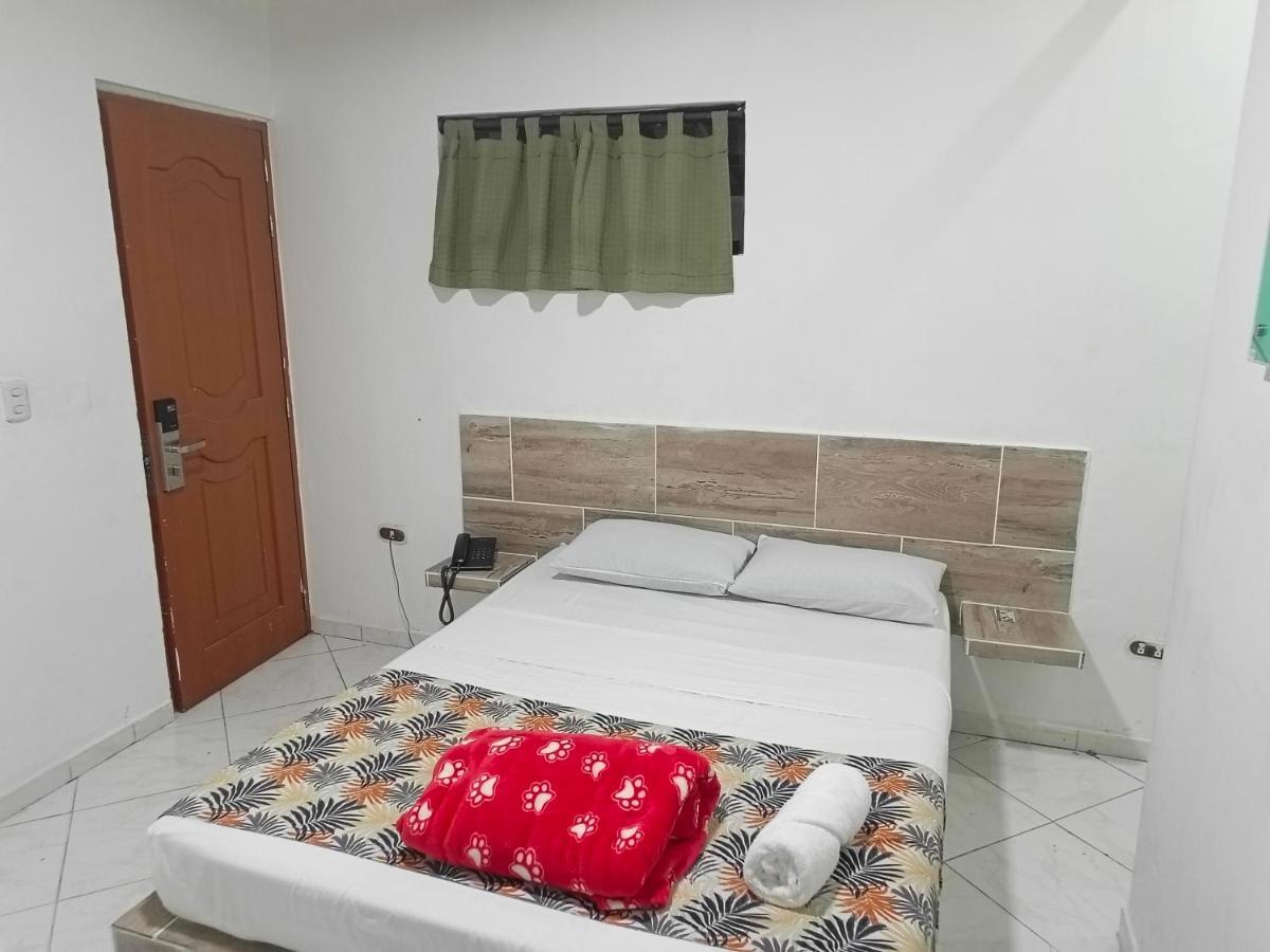 Hotel Brisas Medellín Extérieur photo